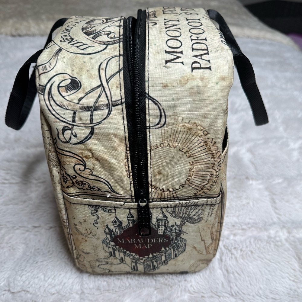 Harry Potter Marauder's Map Insulated Lunch Tote - Picture 4 of 6